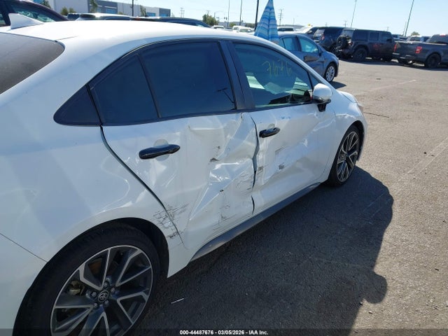 JTDM4MCE3NJ087754 Toyota Corolla Se 6mt