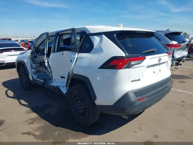 2T3H1RFV8RC268733 Toyota RAV4 LE