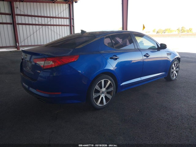 2011 KIA OPTIMA KNAGR4A63B5135135 Photo 3