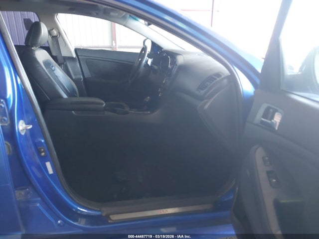 2011 KIA OPTIMA KNAGR4A63B5135135 Photo 4