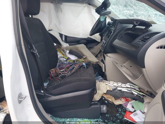 2019 DODGE GRAND CARAVAN 2C4RDGBG1KR596288 Photo 4