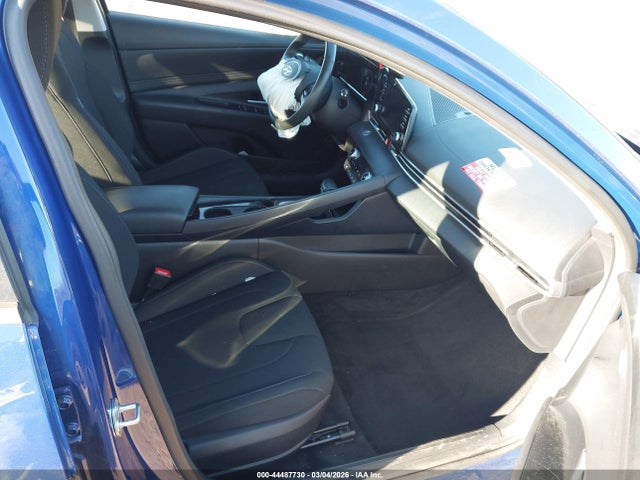 2022 HYUNDAI ELANTRA 5NPLN4AG9NH082838 Photo 4