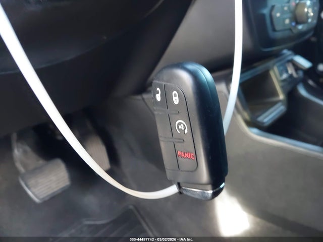 ZACNJAB17KPK05968 Jeep Renegade Latitude Fwd