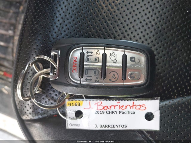 2019 CHRYSLER PACIFICA 2C4RC1GG9KR629434 Photo 10