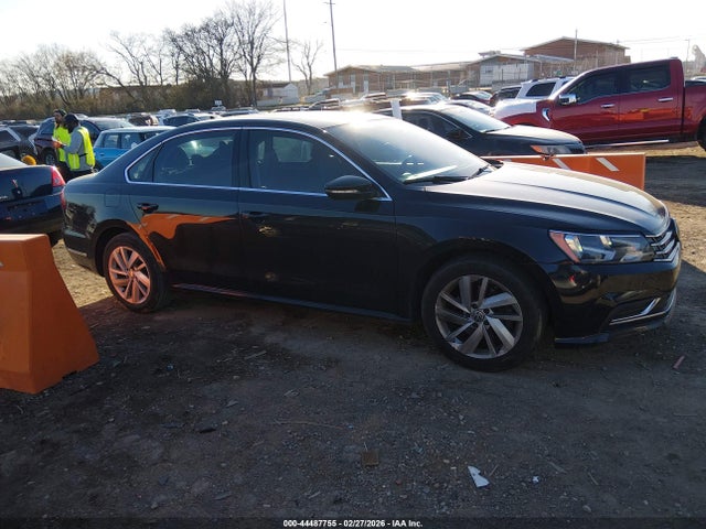 44487755 :رقم المزاد ، 1VWBA7A30JC003646 vin ، 2018 Volkswagen Passat 2.0t Se مزاد بيع