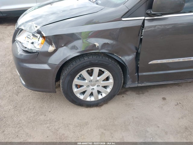 Продаж на аукціоні авто 2015 Chrysler Town & Country Touring, vin: 2C4RC1BG7FR695431, номер лоту: 44487762