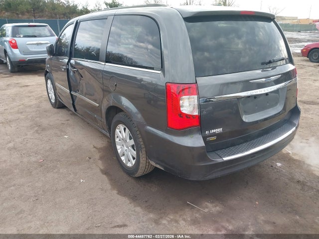 Продаж на аукціоні авто 2015 Chrysler Town & Country Touring, vin: 2C4RC1BG7FR695431, номер лоту: 44487762