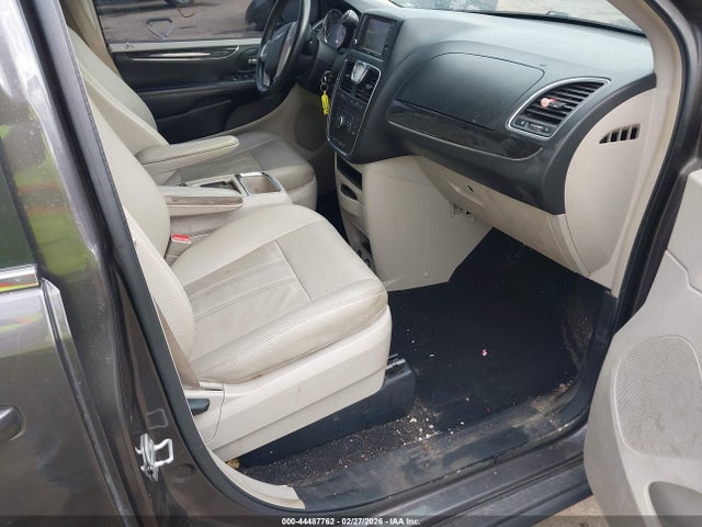 Продаж на аукціоні авто 2015 Chrysler Town & Country Touring, vin: 2C4RC1BG7FR695431, номер лоту: 44487762