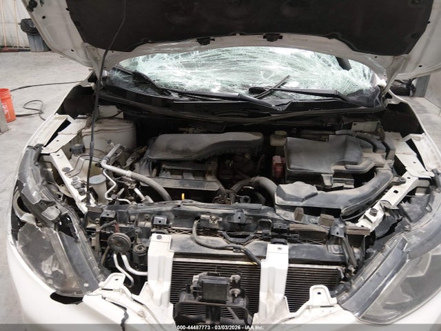 JN1BJ1CR8KW335032 Nissan Rogue Sport S