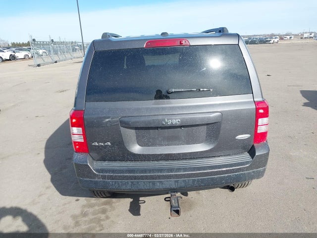 1C4NJRFB2ED898178 Jeep Patriot Latitude