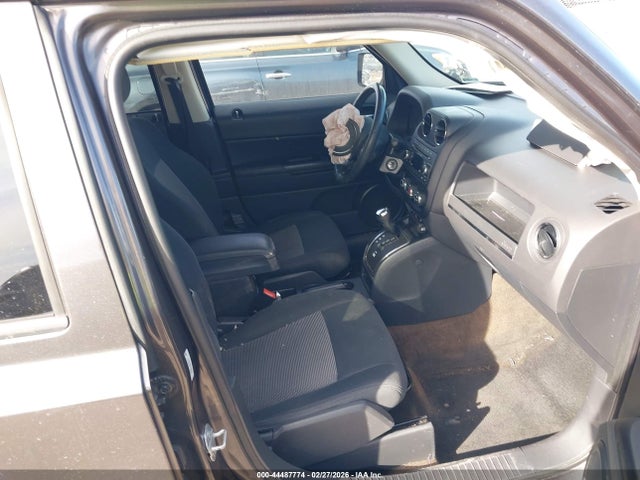 1C4NJRFB2ED898178 Jeep Patriot Latitude