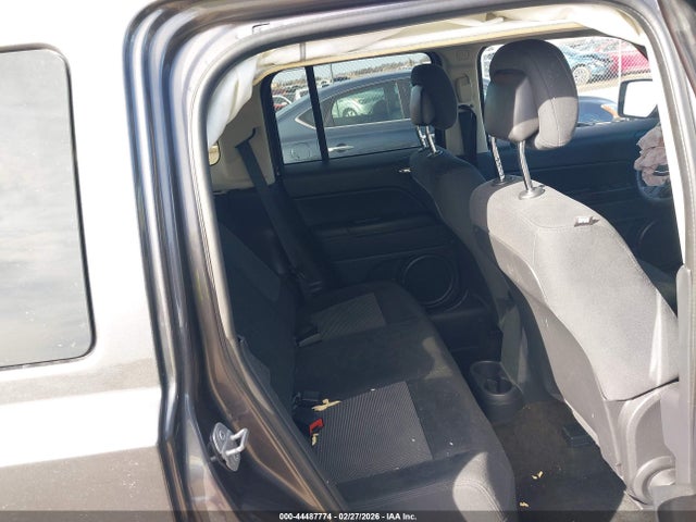 1C4NJRFB2ED898178 Jeep Patriot Latitude
