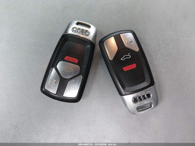 WA1BNAFY9J2078340 Audi Q5 2.0t Premium