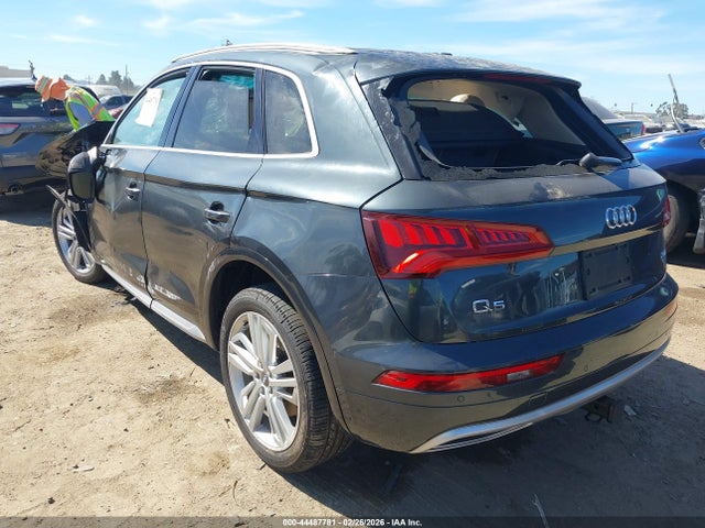 WA1BNAFY9J2078340 Audi Q5 2.0t Premium