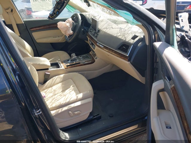 WA1BNAFY9J2078340 Audi Q5 2.0t Premium