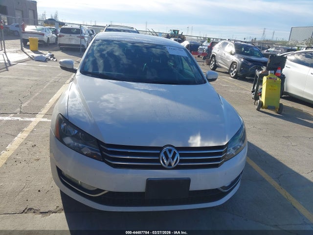 Volkswagen Passat 1.8t Limited Edition 2015 1VWAT7A33FC094019 Image 12