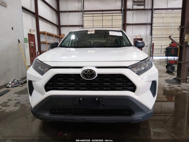 2T3F1RFV0NW290404 Toyota RAV4 LE