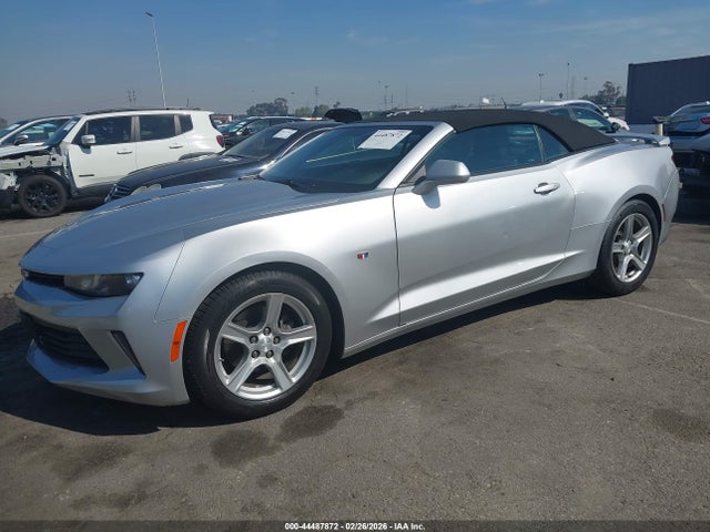 Chevrolet Camaro 1lt 2018 1G1FB3DX0J0164114 Image 2