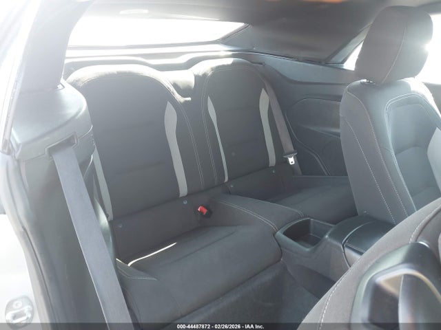 Chevrolet Camaro 1lt 2018 1G1FB3DX0J0164114 Image 8
