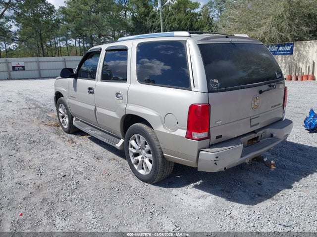 Продажа на аукционе авто 2004 Cadillac Escalade Standard, vin: 1GYEK63N04R138241, номер лота: 44487876