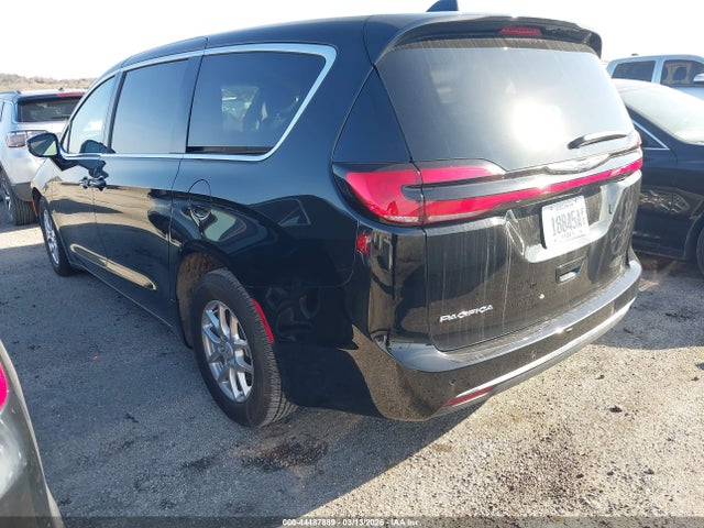 Продаж на аукціоні авто 2025 Chrysler Pacifica Select, vin: 2C4RC1BG1SR594881, номер лоту: 44487889