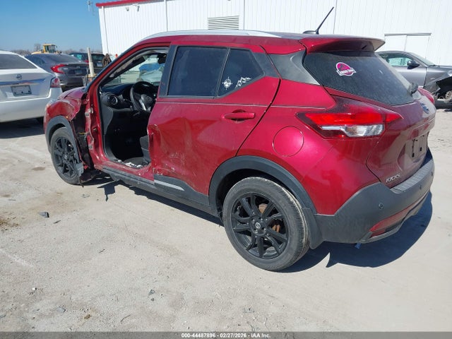 2020 NISSAN KICKS 3N1CP5DV0LL557805 Photo 2