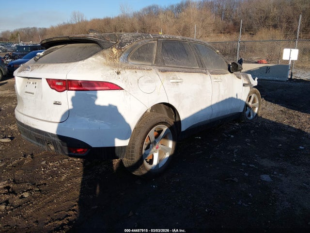 2019 JAGUAR F-PACE SADCJ2GX8KA601053 Photo 3