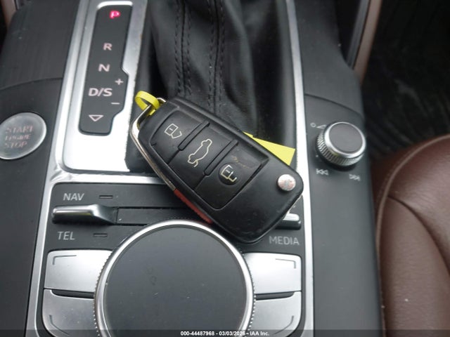 44487968 :رقم المزاد ، WAUE8GFF8G1068146 vin ، 2016 Audi A3 2.0t Premium مزاد بيع