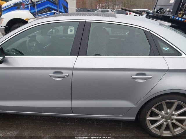 44487968 :رقم المزاد ، WAUE8GFF8G1068146 vin ، 2016 Audi A3 2.0t Premium مزاد بيع