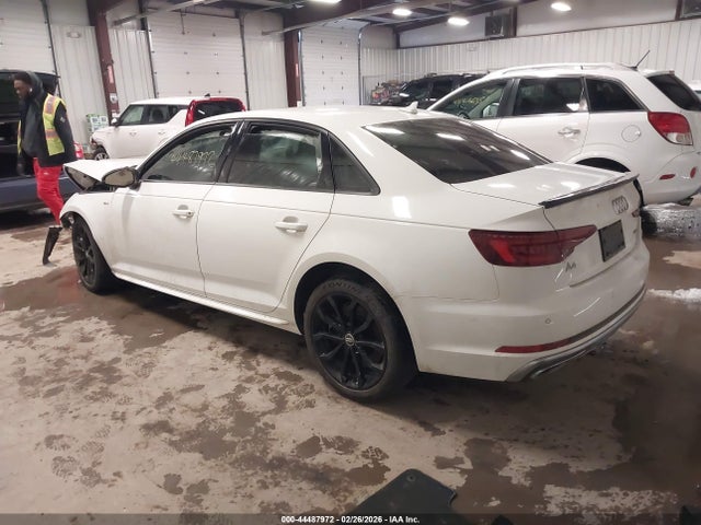 2019 AUDI A4 WAUENAF43KN013478 Photo 2