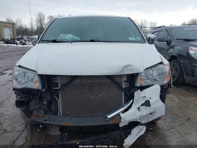 Продажа на аукционе авто 2015 Chrysler Town & Country Touring-l, vin: 2C4RC1CG6FR584206, номер лота: 44487981