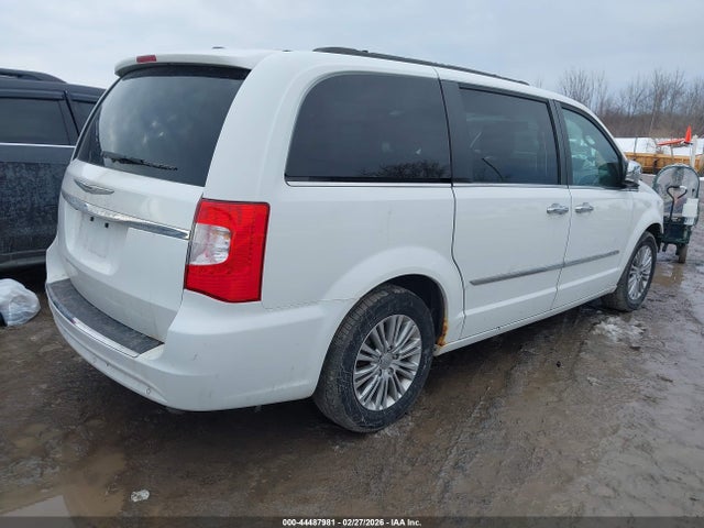 Продажа на аукционе авто 2015 Chrysler Town & Country Touring-l, vin: 2C4RC1CG6FR584206, номер лота: 44487981