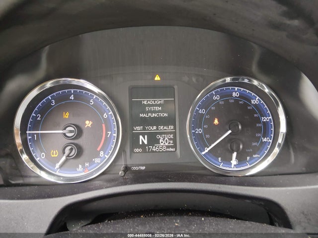 Продажа на аукционе авто 2018 Toyota Corolla L, vin: 2T1BURHE1JC073161, номер лота: 44488008