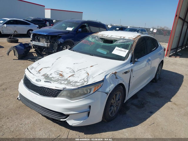 Продажа на аукционе авто 2017 Kia Optima Lx Turbo, vin: 5XXGT4L10HG122398, номер лота: 44488020