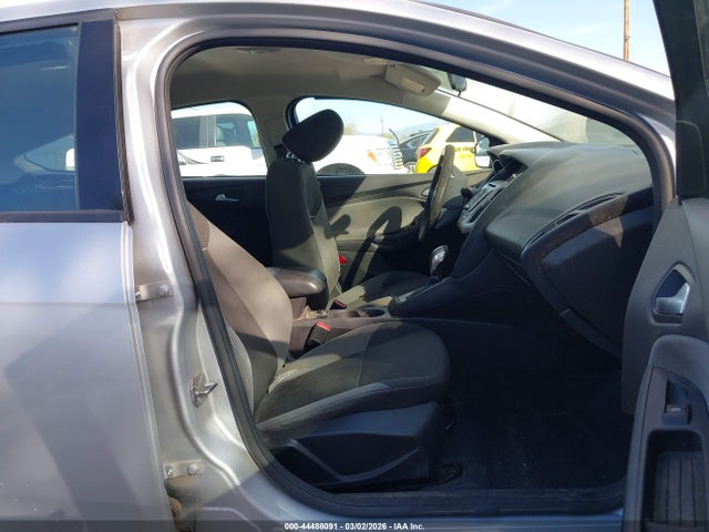 1FADP3K29EL287637 Ford FOCUS SE