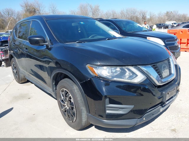 Nissan ROGUE S 2017 KNMAT2MTXHP608140 main image