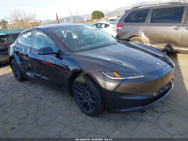 2025 TESLA MODEL 3 5YJ3E1EA9SF040880