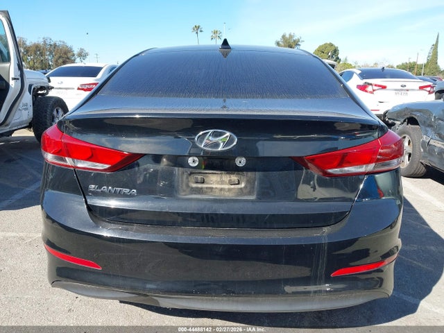 5NPD84LF7JH246890 Hyundai ELANTRA SEL