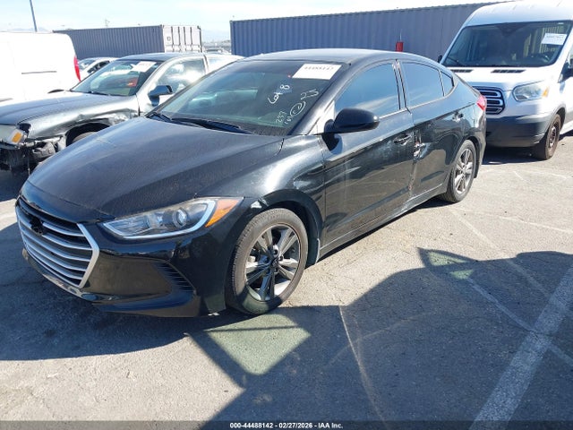 5NPD84LF7JH246890 Hyundai ELANTRA SEL