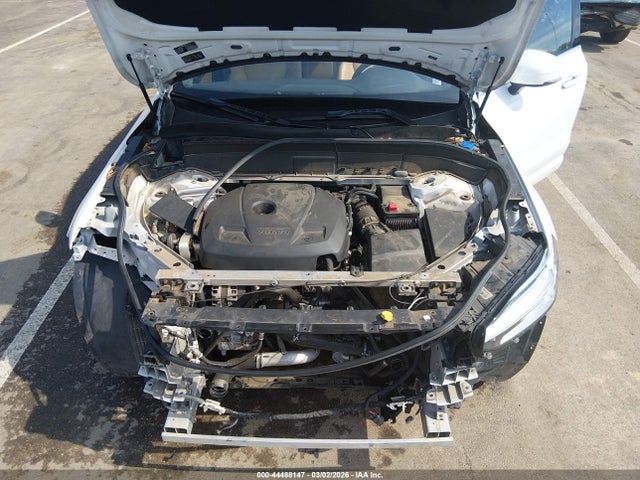 YV4A22PK0J1337634 Volvo Xc90 T6 Momentum