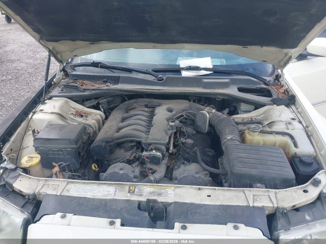 44488159 :رقم المزاد ، 2C3KA53VX9H527888 vin ، 2009 Chrysler 300 Touring مزاد بيع