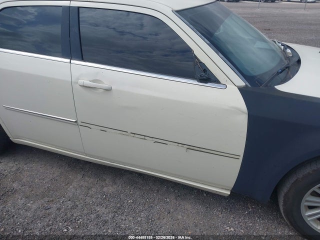 44488159 :رقم المزاد ، 2C3KA53VX9H527888 vin ، 2009 Chrysler 300 Touring مزاد بيع