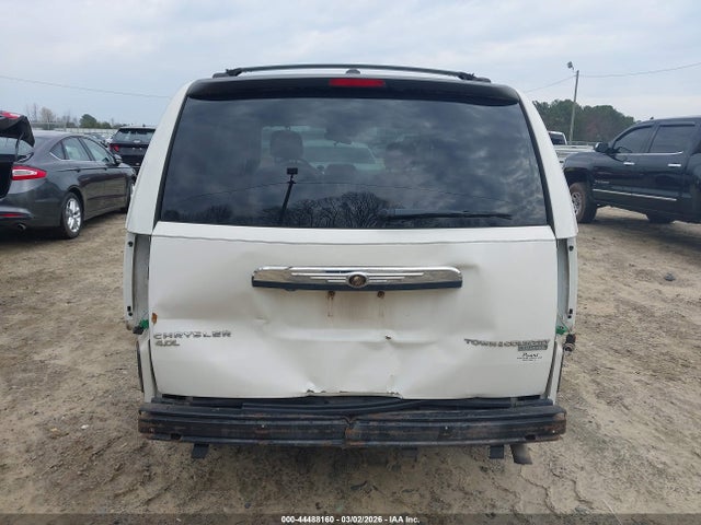 2010 Chrysler Town & Country Touring Plus მანქანა იყიდება აუქციონზე, vin: 2A4RR8DX3AR435146, აუქციონის ნომერი: 44488160
