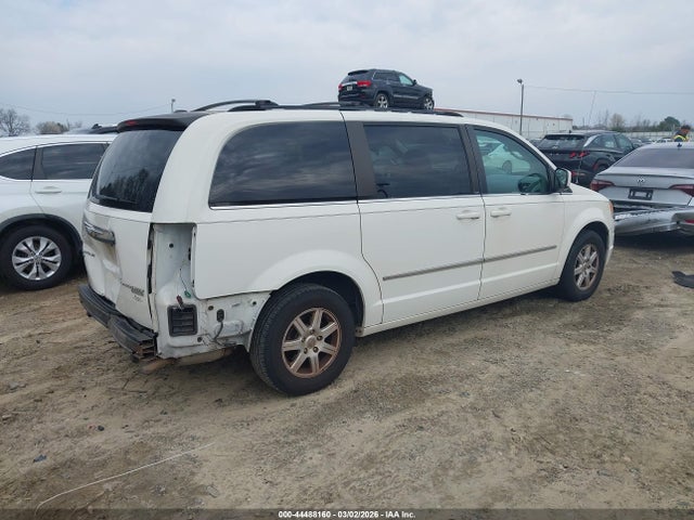 2010 Chrysler Town & Country Touring Plus მანქანა იყიდება აუქციონზე, vin: 2A4RR8DX3AR435146, აუქციონის ნომერი: 44488160