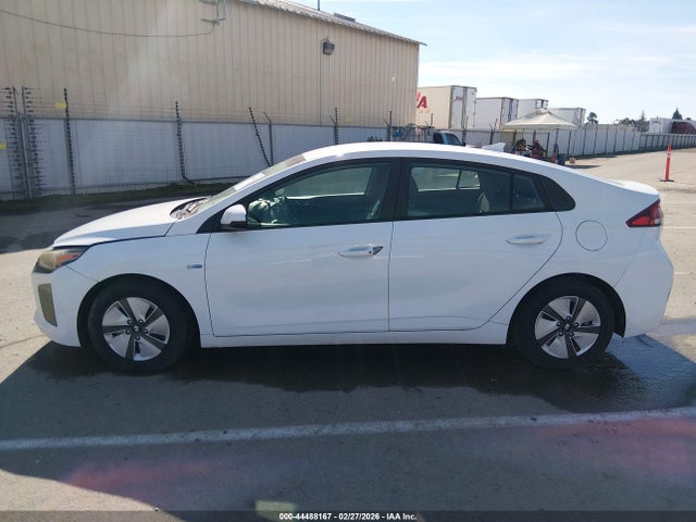 KMHC65LC2KU107959 Hyundai Ioniq Hybrid Blue