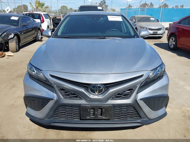 4T1T11AK6RU900936 Toyota CAMRY SE