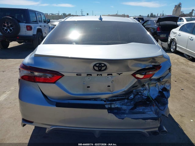 4T1T11AK6RU900936 Toyota CAMRY SE