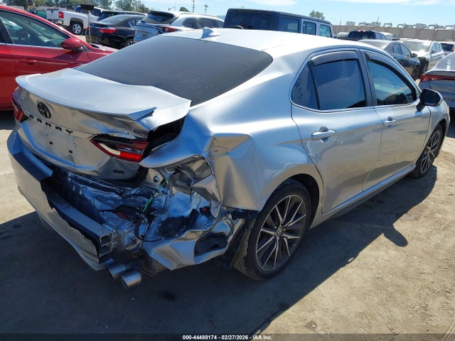 4T1T11AK6RU900936 Toyota CAMRY SE