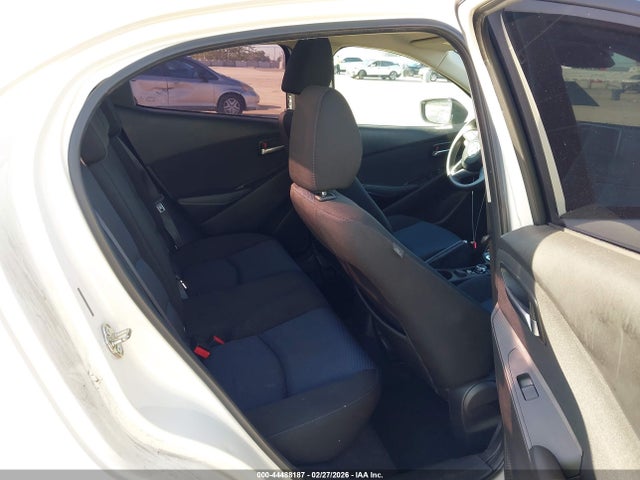 3MYDLBYV1HY159150 Toyota YARIS IA
