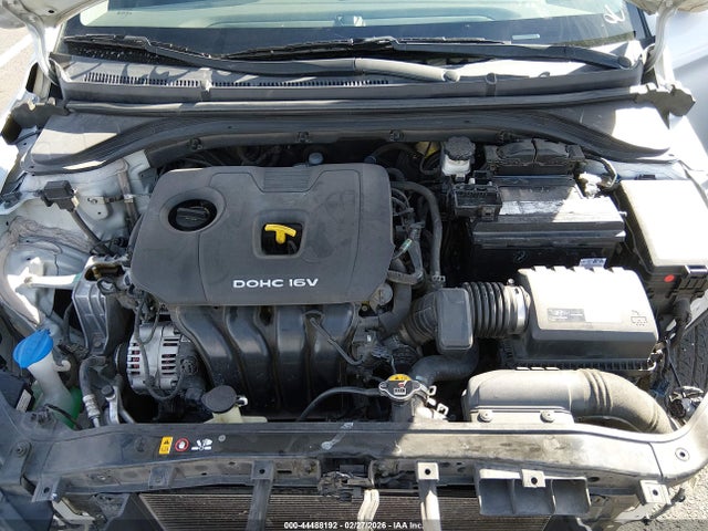 Hyundai ELANTRA SEL 2018 5NPD84LF6JH225089 Image 10